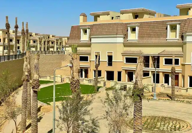 شقة للبيع في كمبوند سراي بمساحة 148متر في موقع مميز